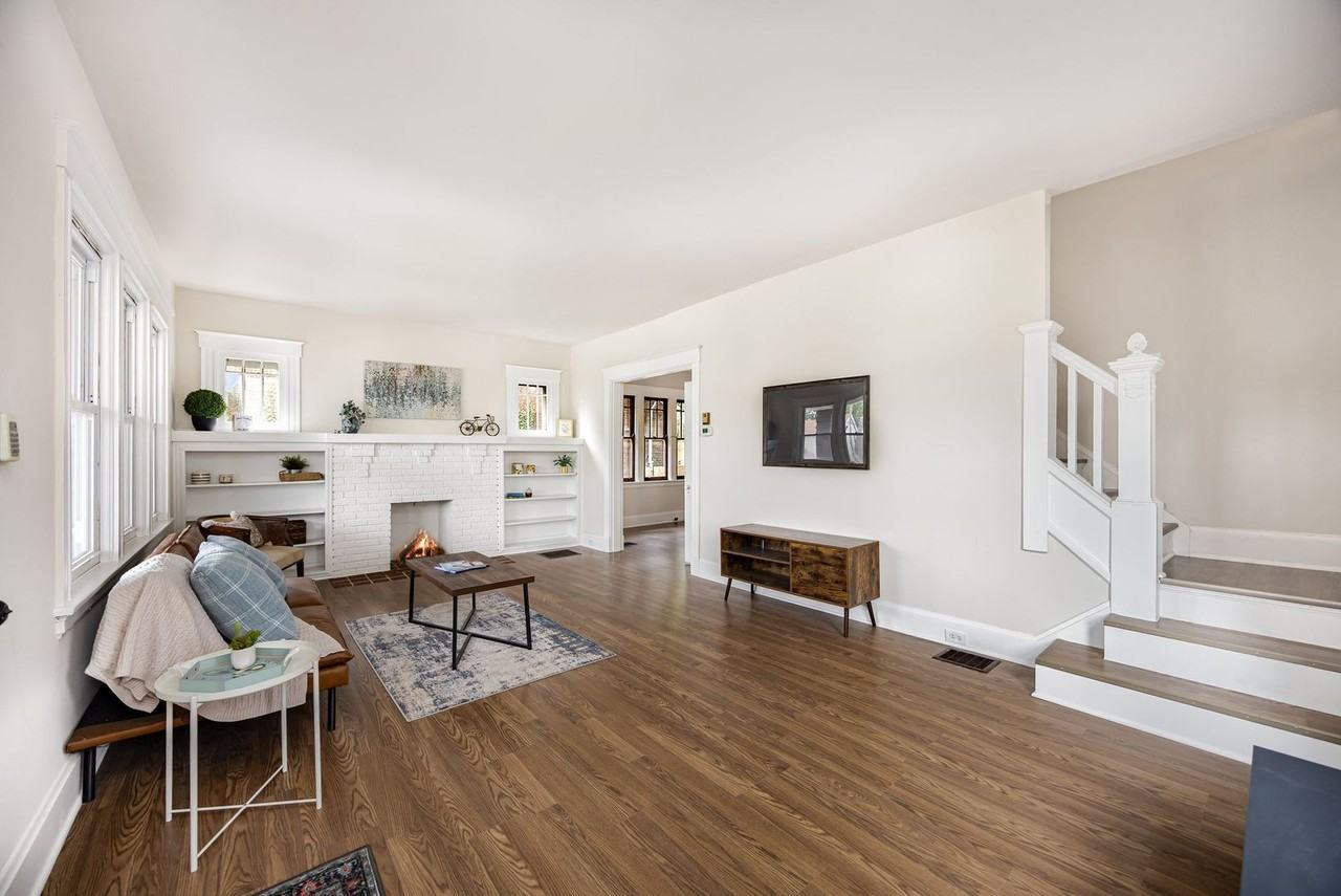 3423 Bevis Ave - Photo 4 of 15