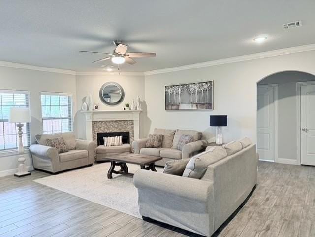 1911 Sw Nottingham Ave - Photo 4 of 22