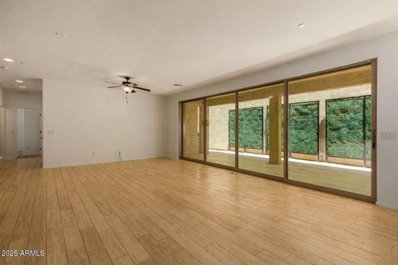 4754 E Tierra Buena Ln - Photo 7 of 39