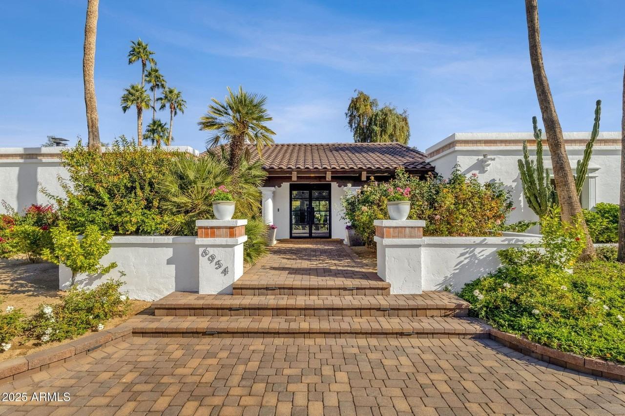 6954 E Caballo Dr - Photo 6 of 40