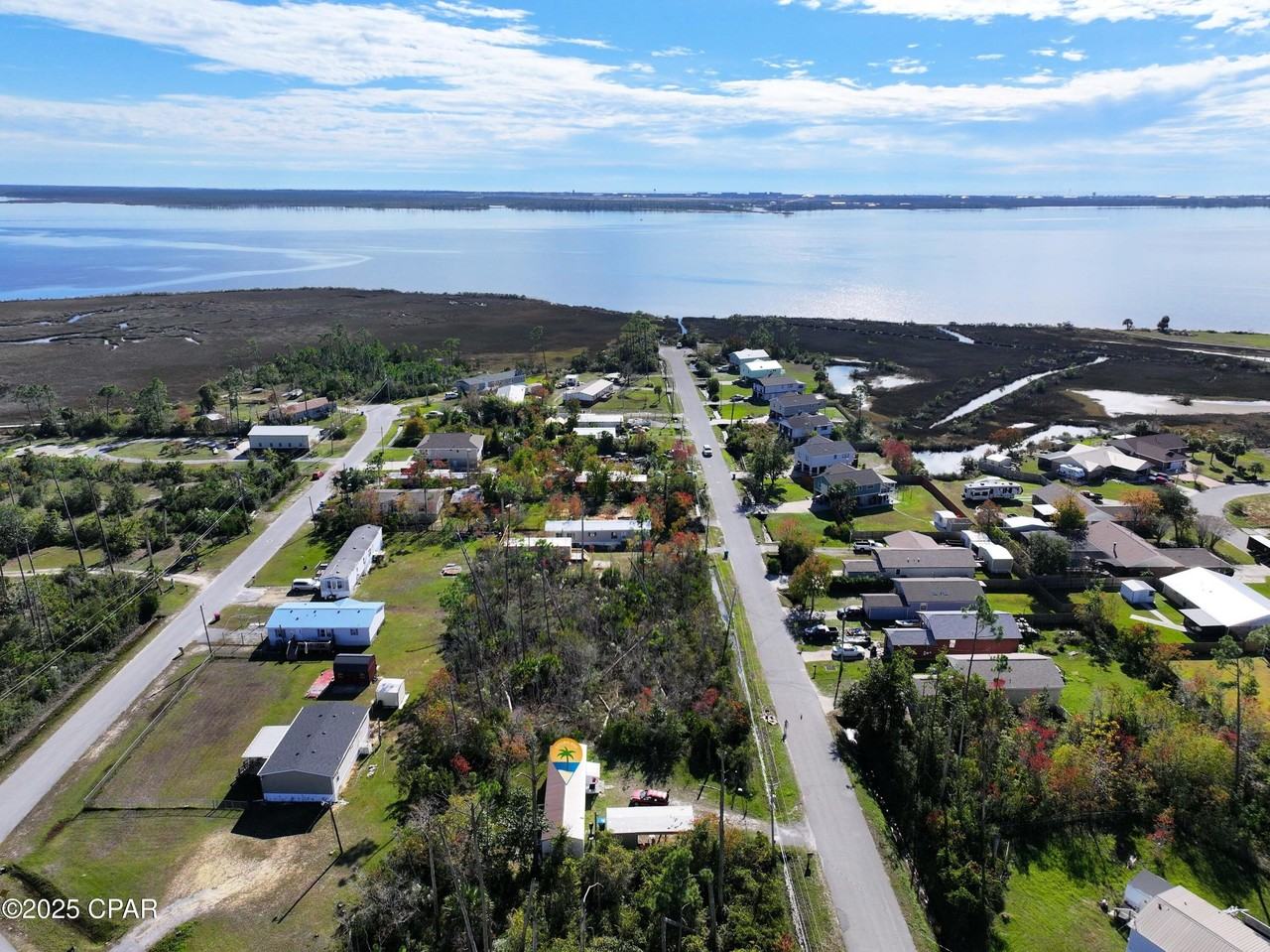 1433 S Kimbrel Ave - Photo 2 of 24