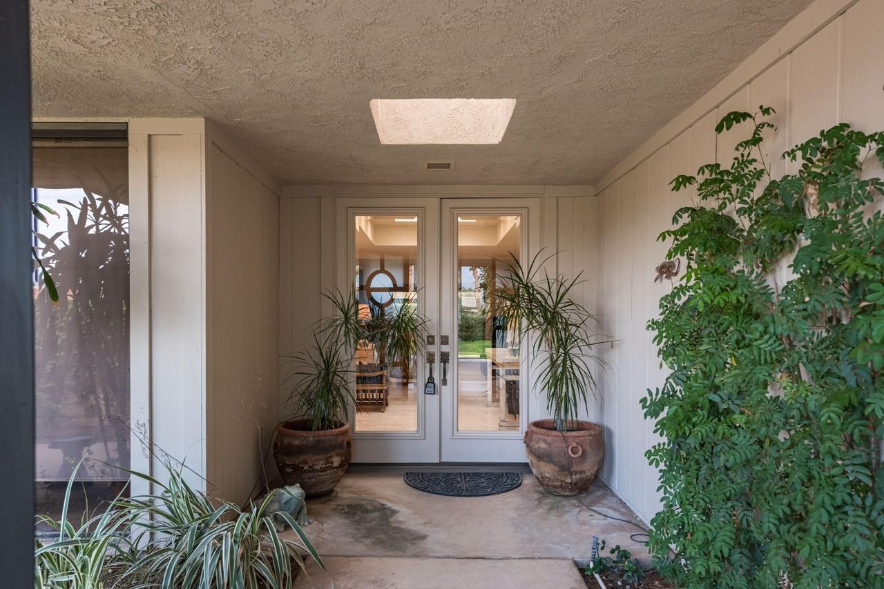 3 Cornell Dr - Photo 5 of 46