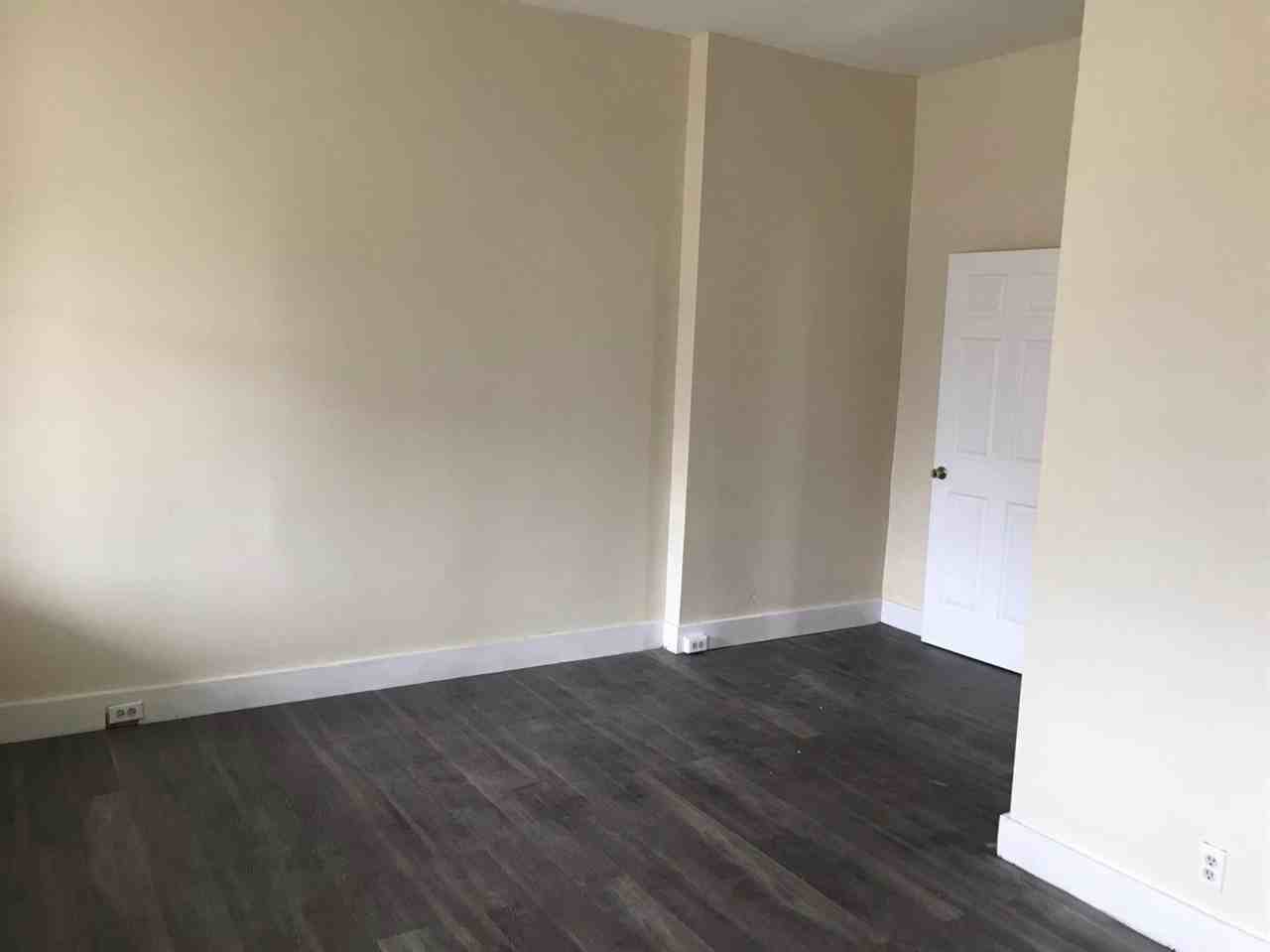 2757 Norwood Ave Apt 2 #2 - Photo 5 of 9