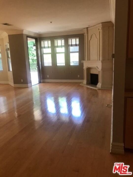 1658 Camden Ave Apt 203 #203 - Photo 3 of 7