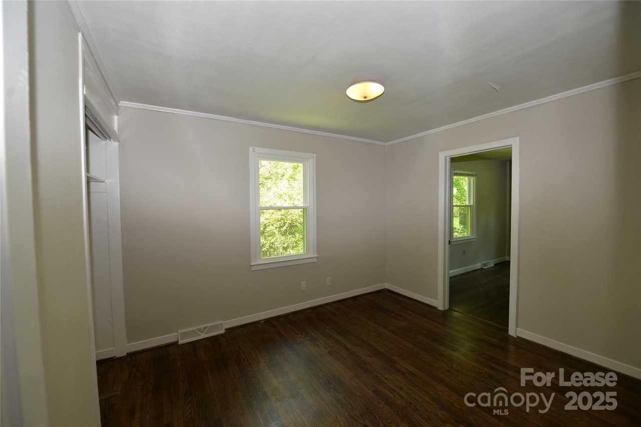 4120 Howie Cir - Photo 4 of 12