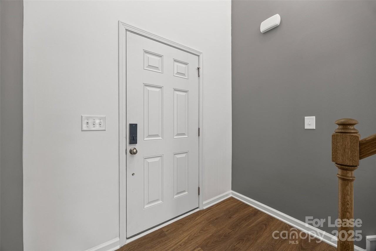 5775 Soft Shell Dr - Photo 3 of 35