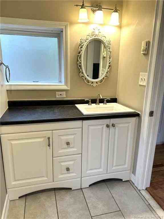 11 Upper Malletts Ln #A - Photo 3 of 10