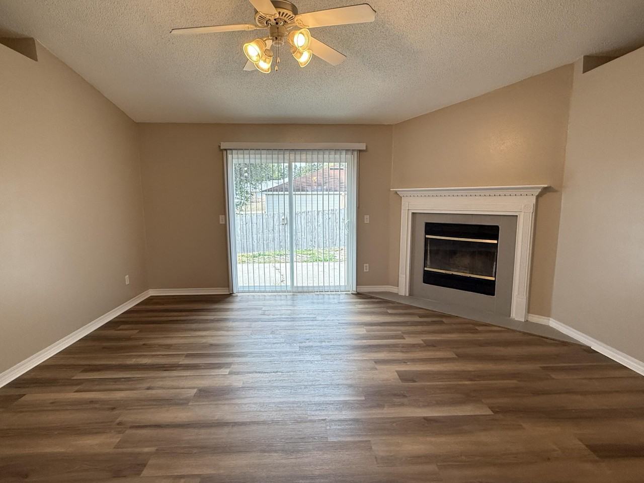 280 Limestone Cir - Photo 7 of 20