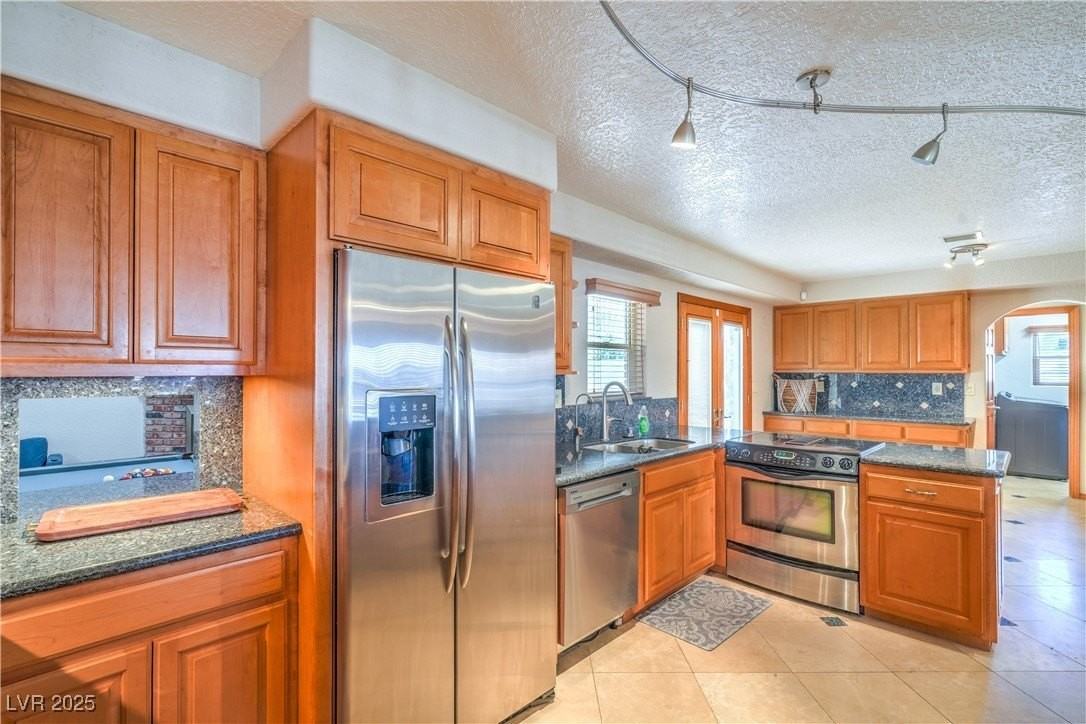 3480 W Mesa Verde Ln - Photo 7 of 31