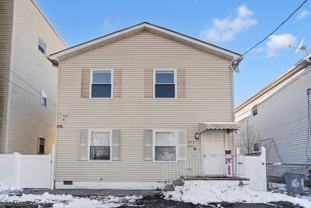 651-653 S 17th St - Photo 1 of 1