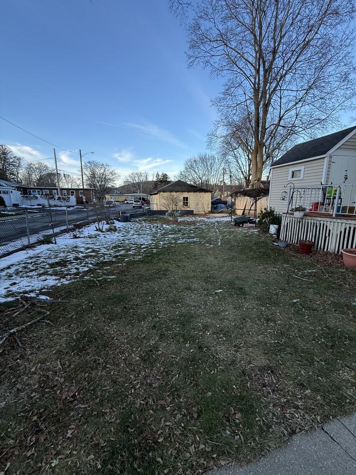 97 Friend Street #B - Photo 7 of 30