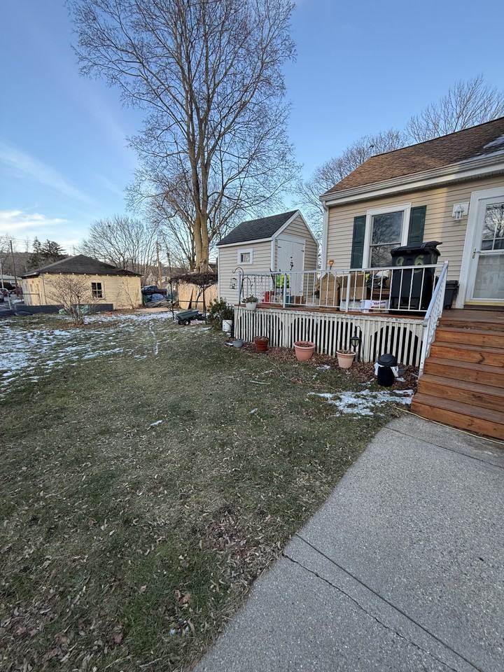 97 Friend Street #B - Photo 6 of 30