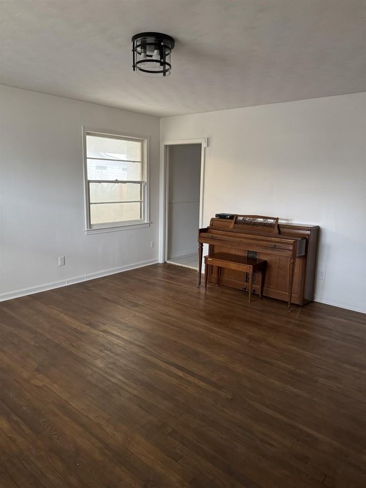 2404 Perry Cv - Photo 5 of 8