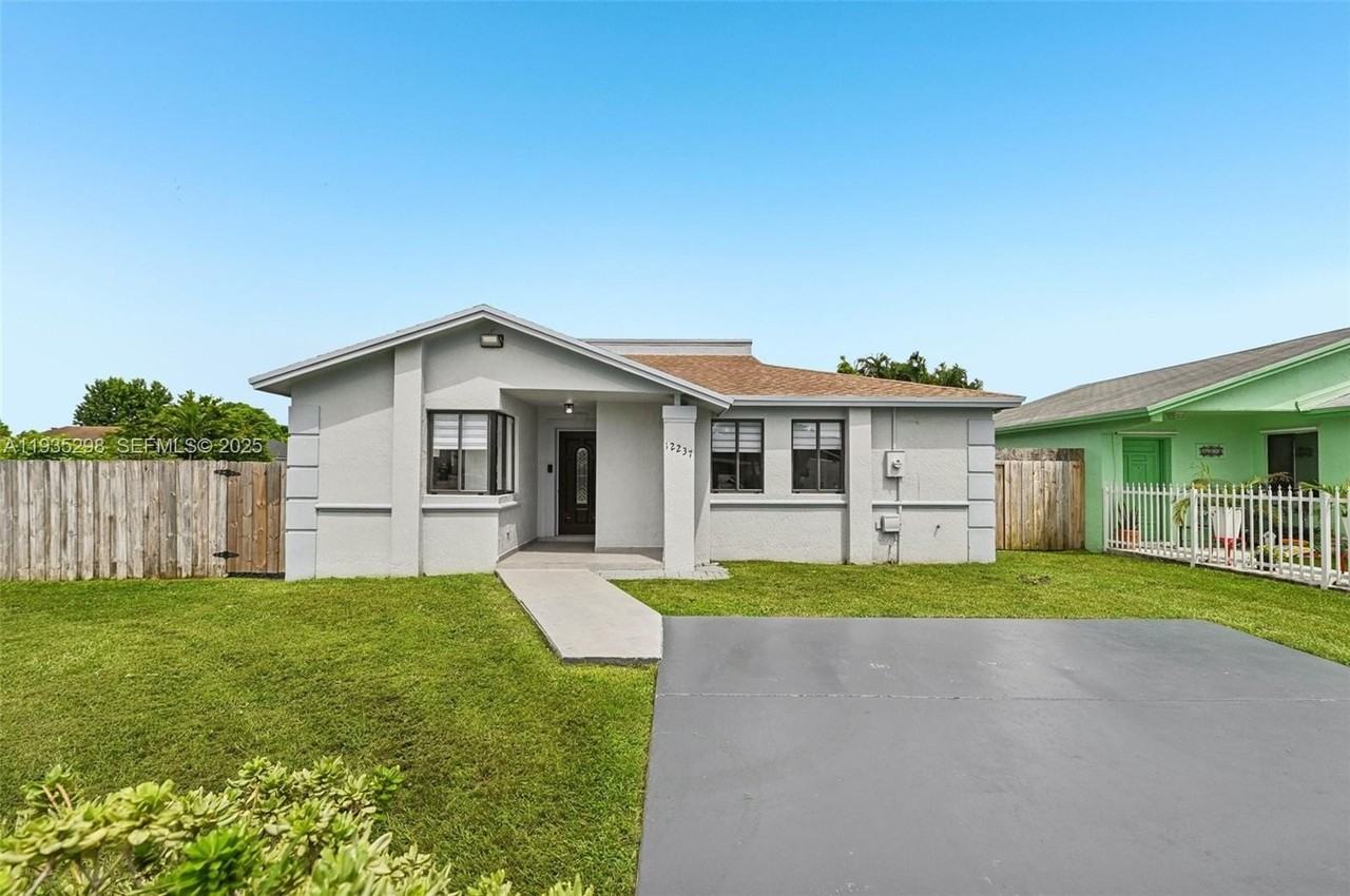 12237 Sw 193rd St #1 - Photo 2 of 26