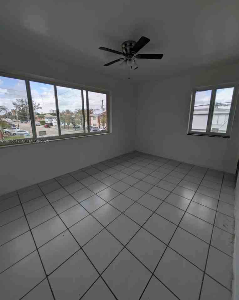 888 Sw 6th St #601 - Photo 3 of 15