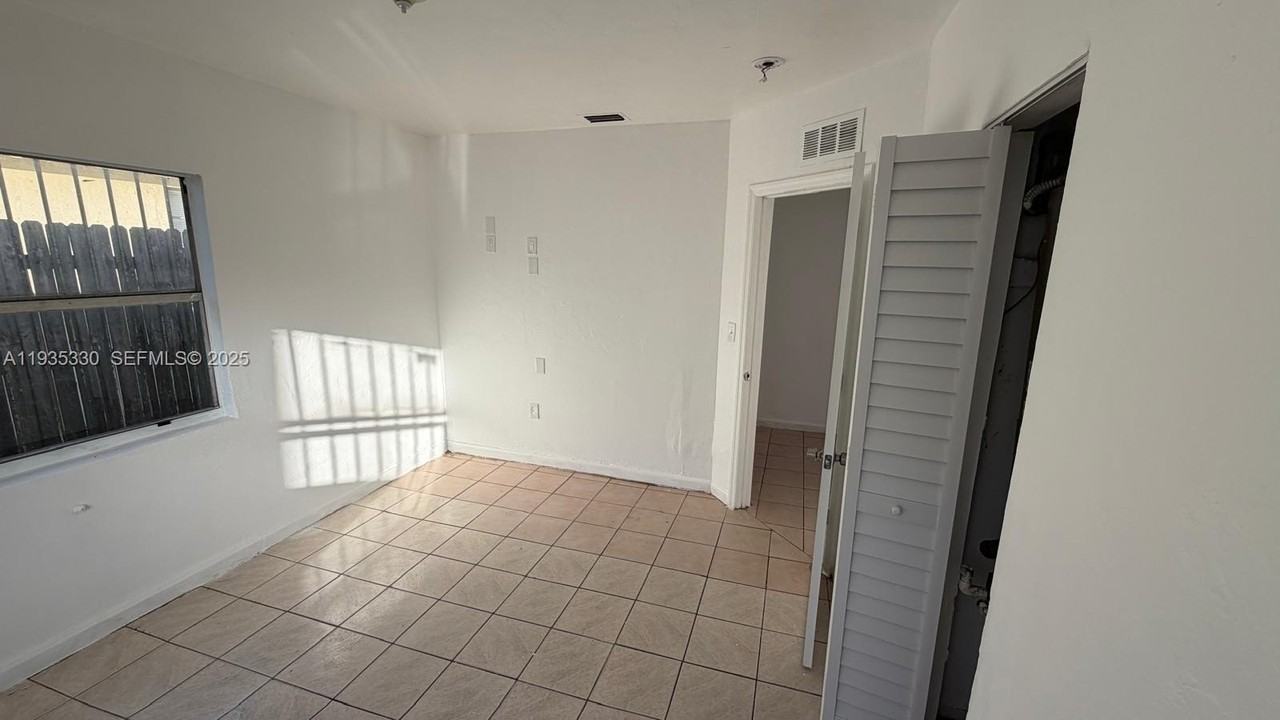 6345 N Miami Ave #1 - Photo 7 of 15