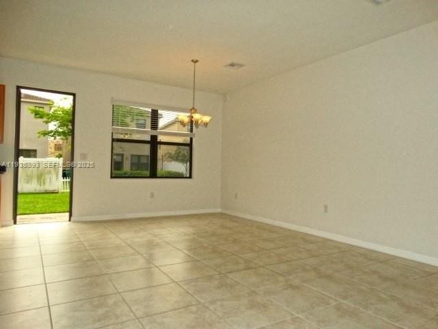 754 Ne 191st Ter - Photo 5 of 16