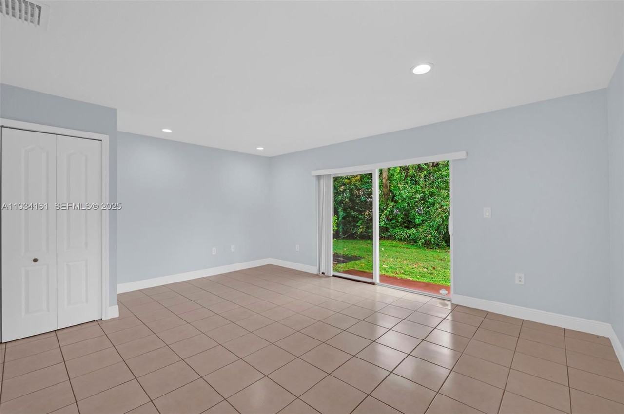 3197 Sw 128th Way #135 - Photo 6 of 8