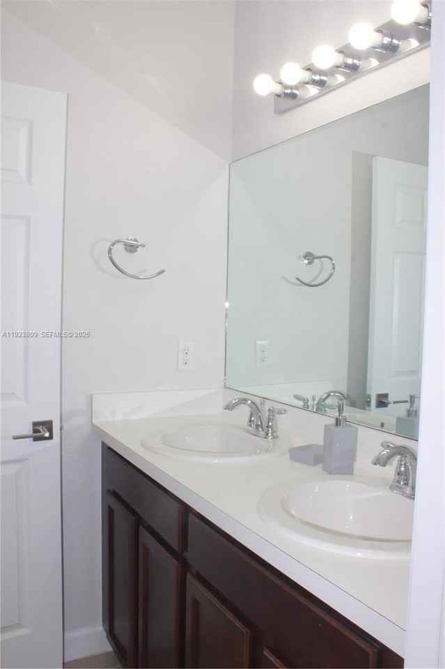 3558 Nw 29th Ct - Photo 5 of 8