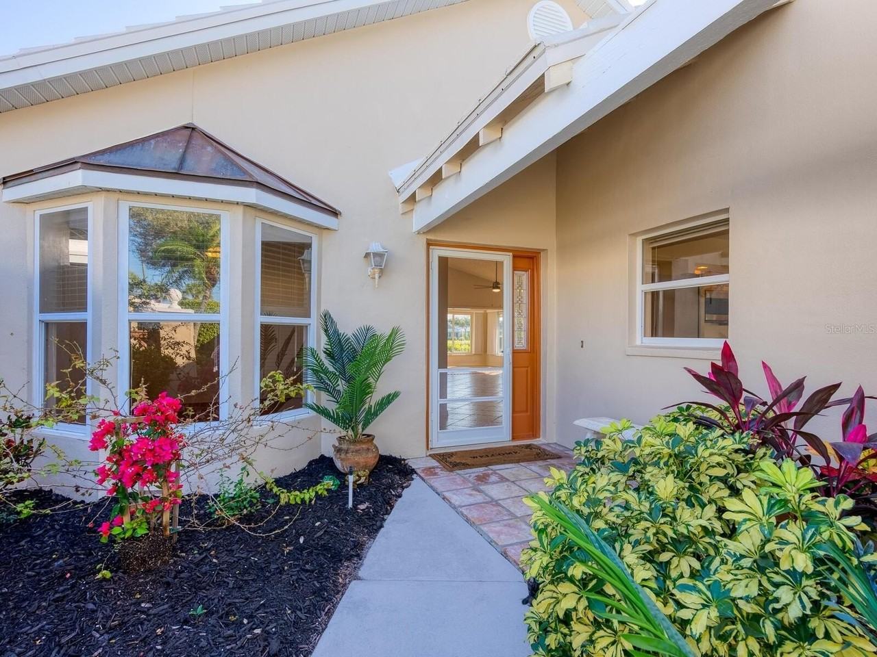 799 Harrington Lake Dr N #73 - Photo 3 of 47