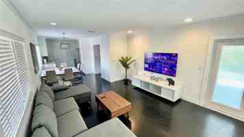 featured image of 1955 Washington St