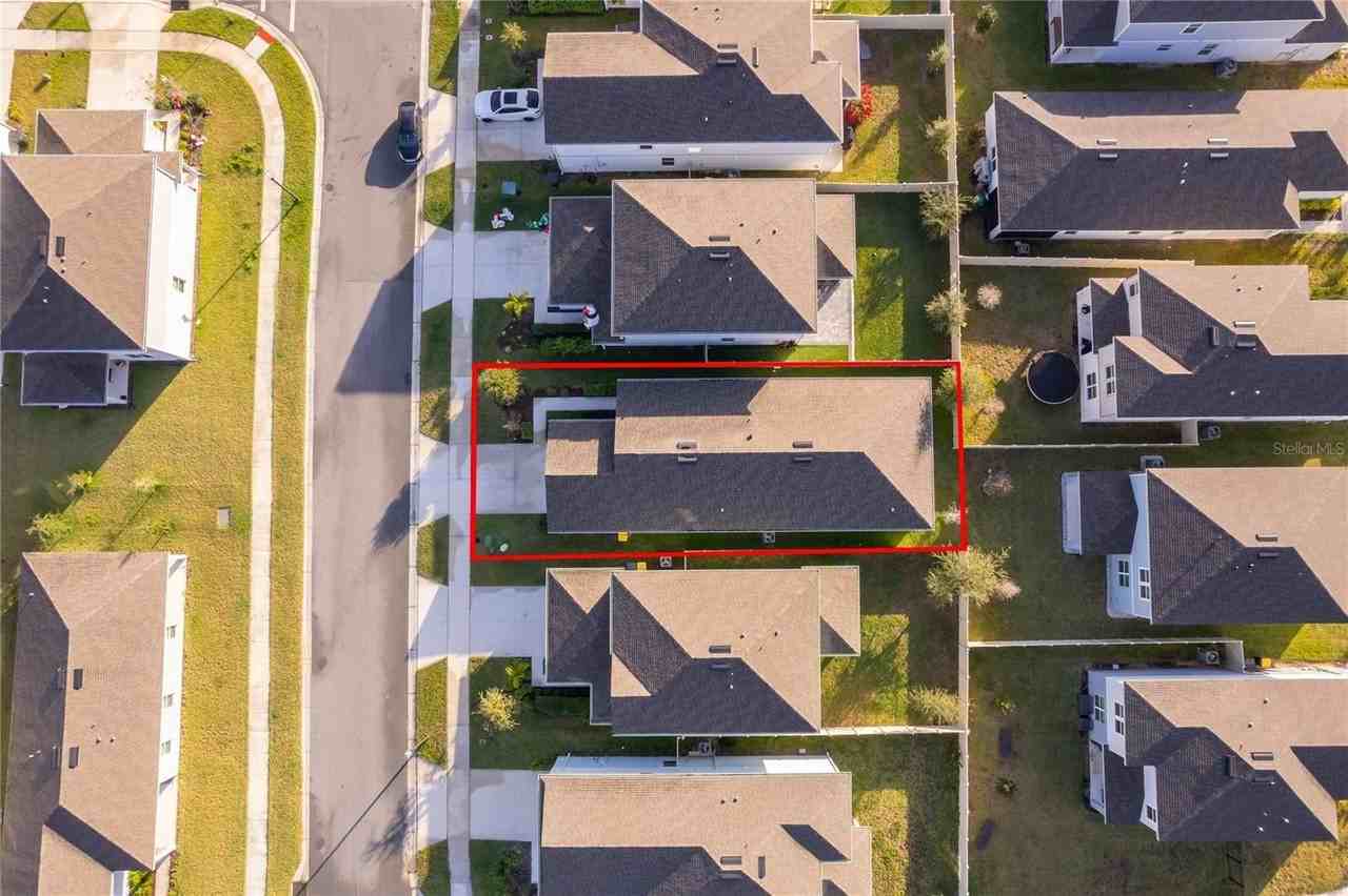 2110 Charming Ave - Photo 6 of 41