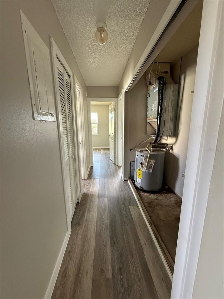 46 N Fairfax Ave #44 - Photo 7 of 16