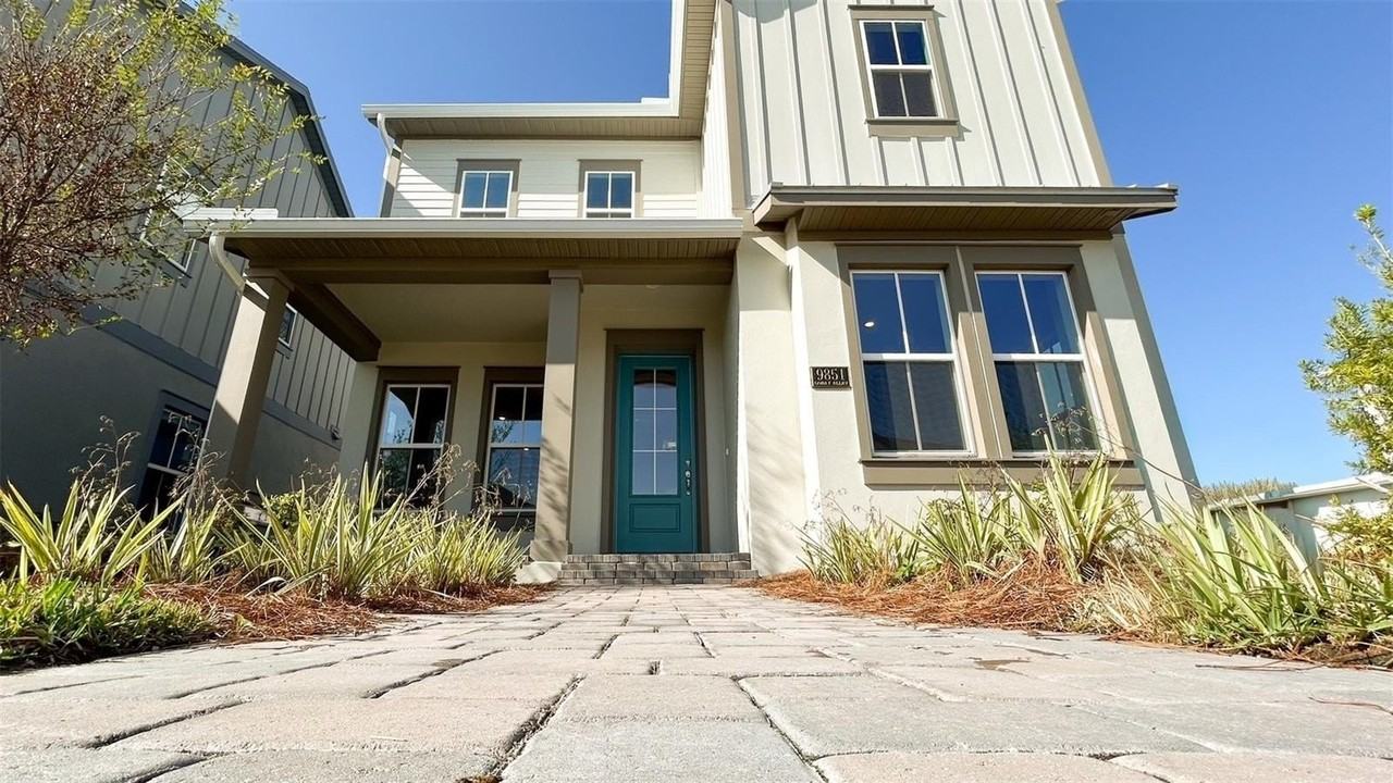 9851 Gobat Aly - Photo 2 of 50