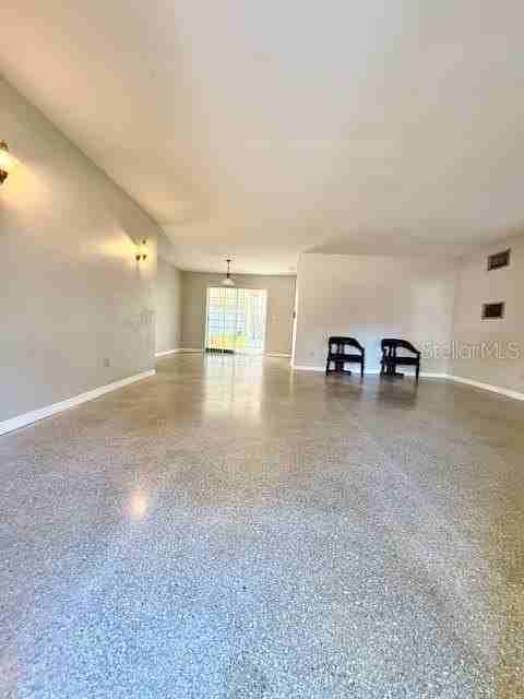 5300 18th St - Photo 6 of 11