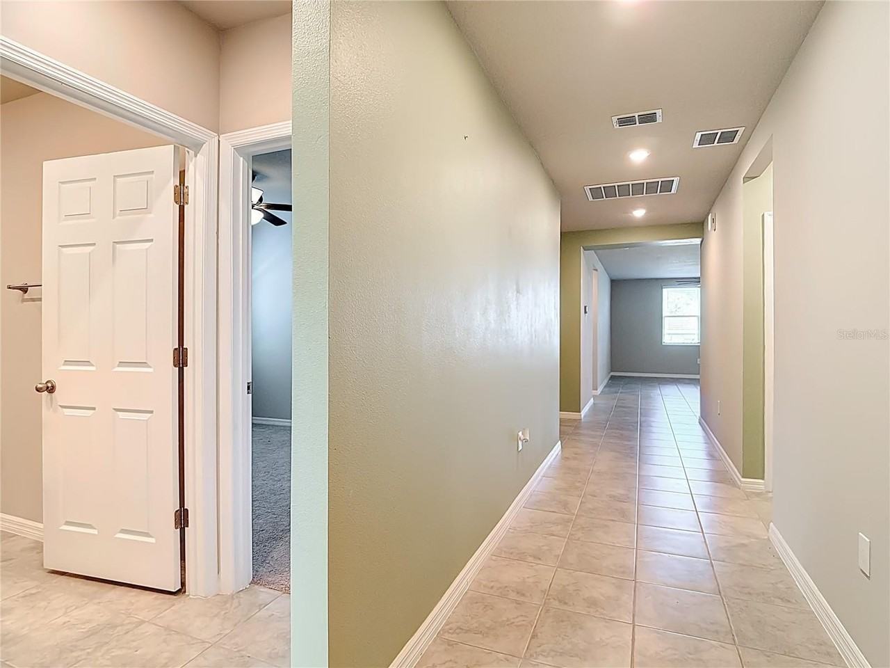 928 Cambridge Dr - Photo 7 of 50