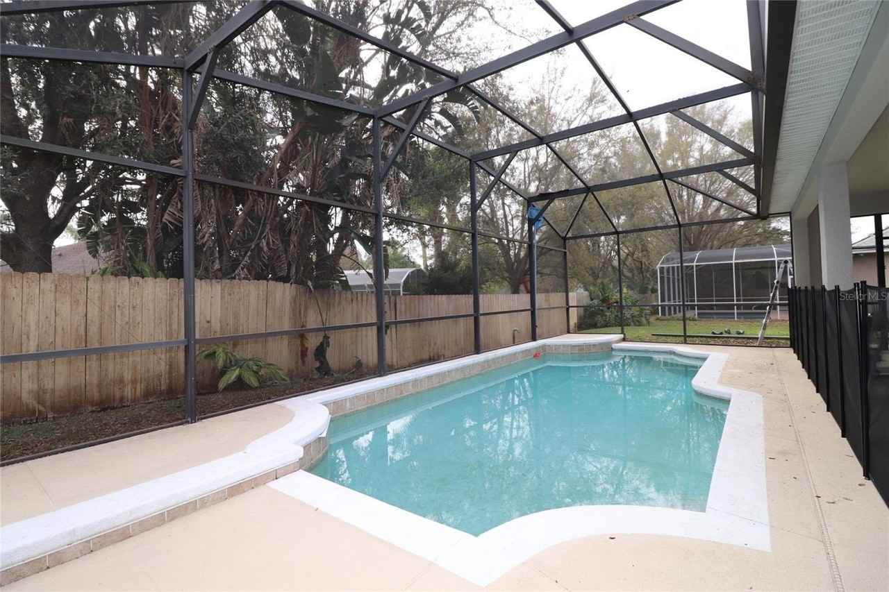 1510 Stoneywood Way - Photo 2 of 28