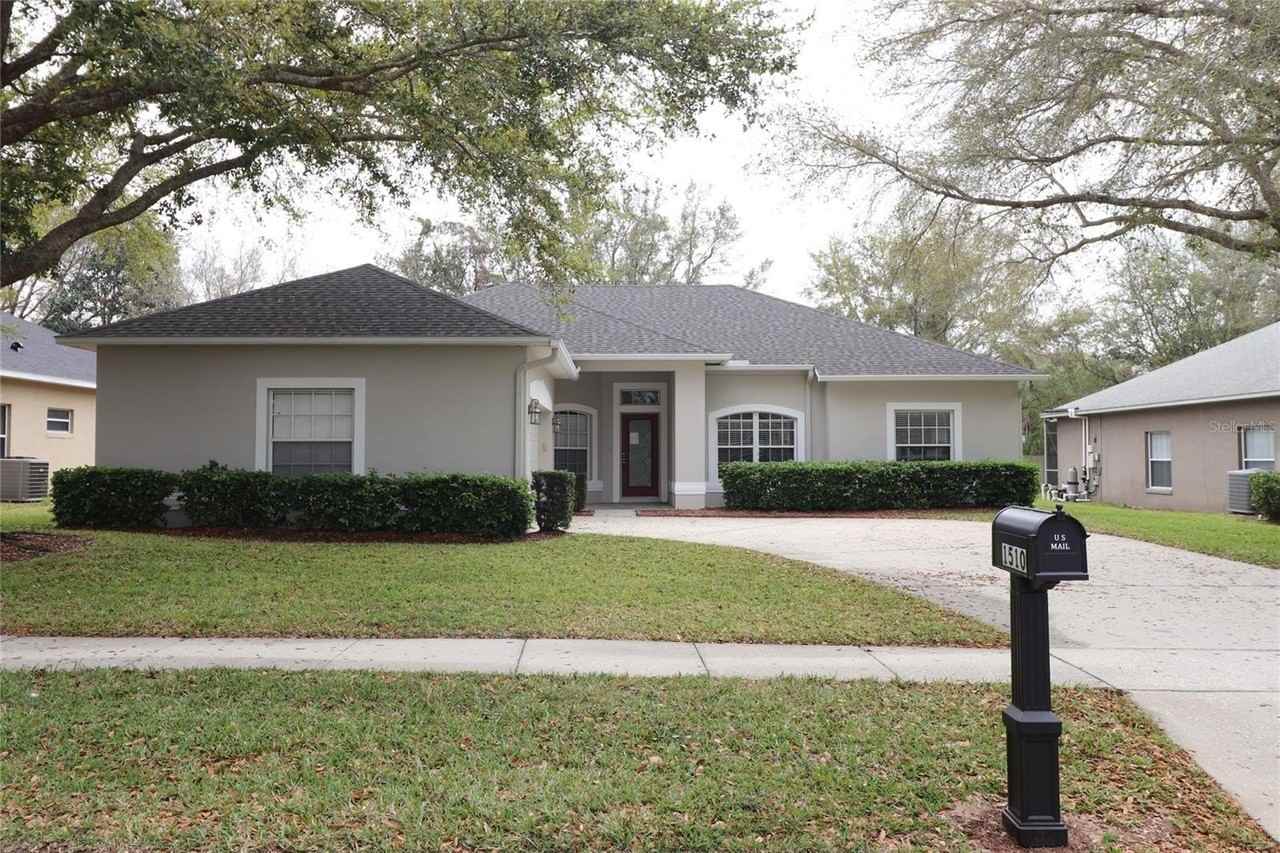 1510 Stoneywood Way - Photo 7 of 28