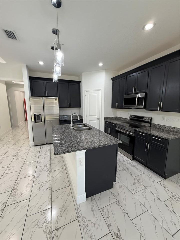 2314 Apache Ave - Photo 7 of 29