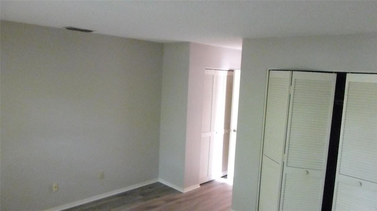 2822 Whitehall Dr - Photo 7 of 19