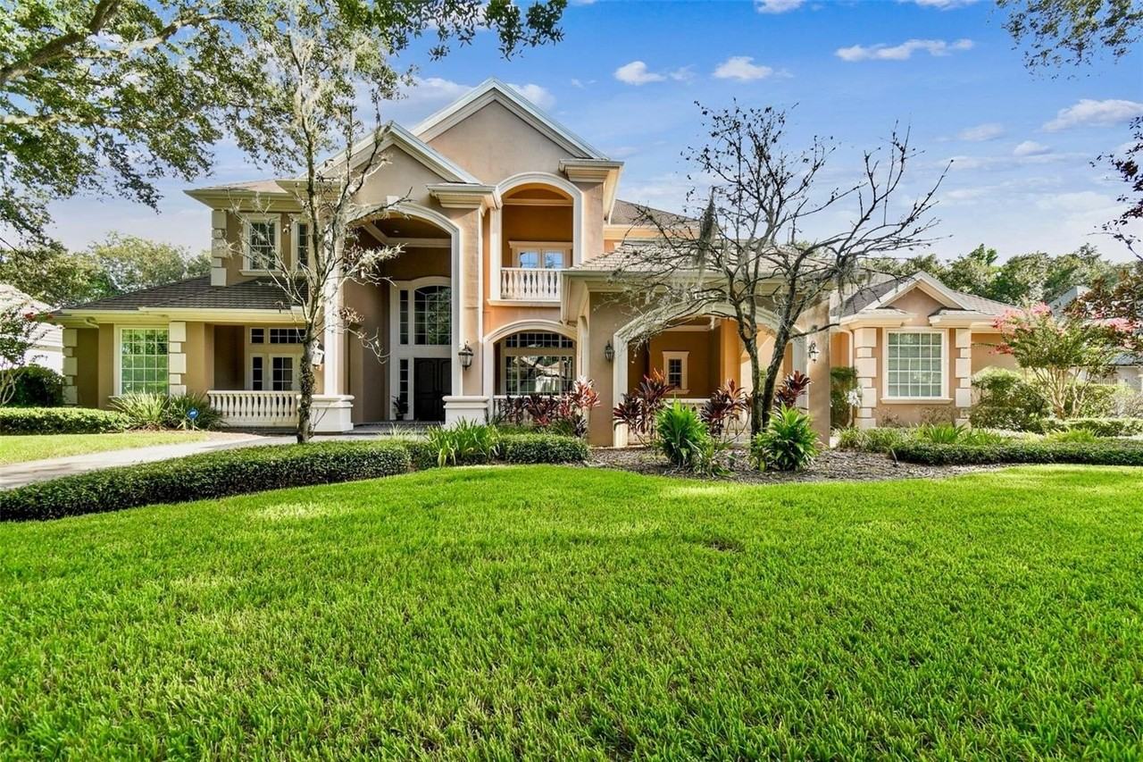 704 Berrocales De Avila - Photo 2 of 50