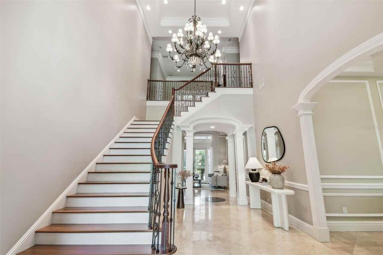 704 Berrocales De Avila - Photo 4 of 50