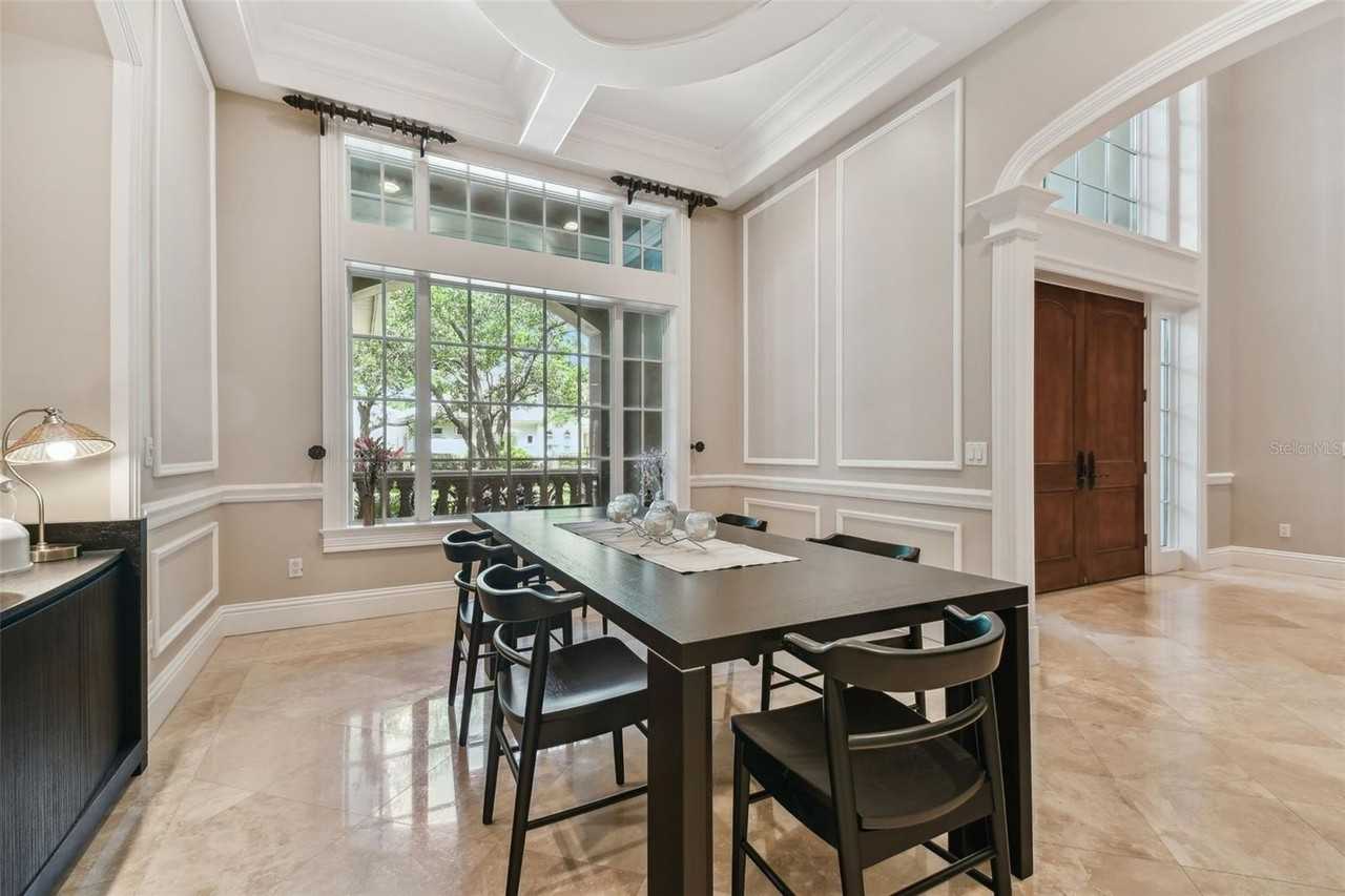 704 Berrocales De Avila - Photo 6 of 50