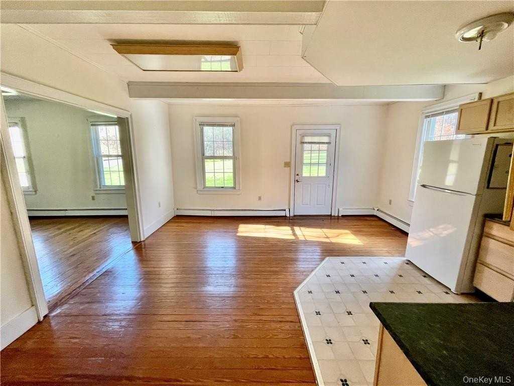 17 Ribbecke Hill Rd #1 - Photo 3 of 13
