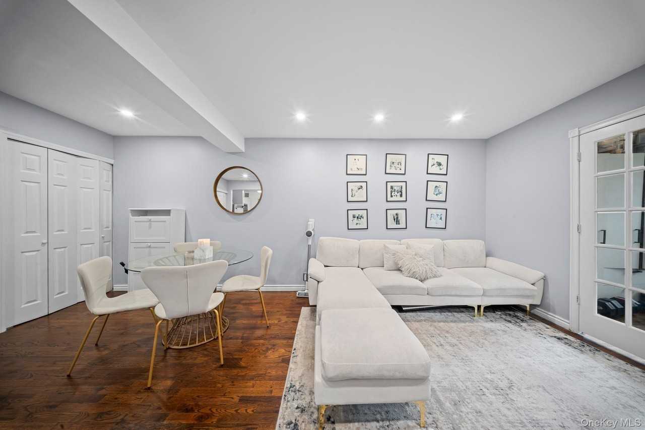 5803 Calloway St Apt 4ff #4FF - Photo 4 of 25