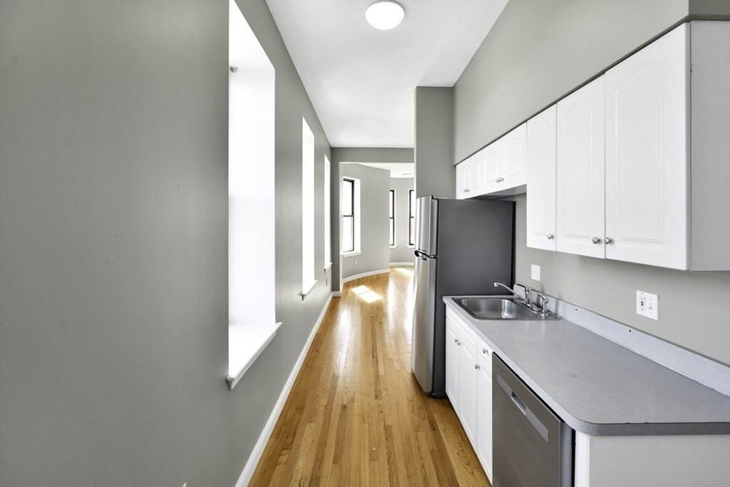 3 Forest St Apt 301 #301 - Photo 7 of 14