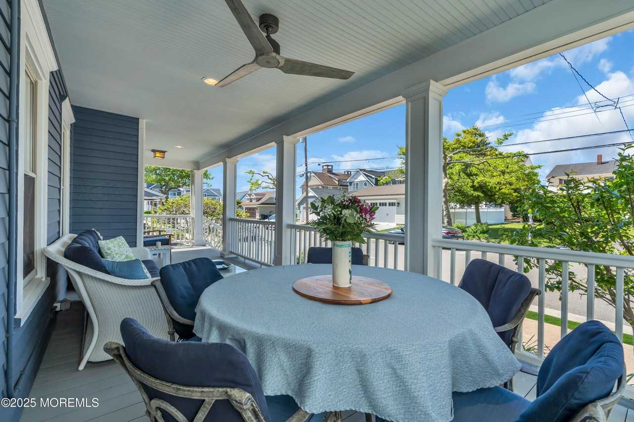 39 E End Ave - Photo 4 of 19