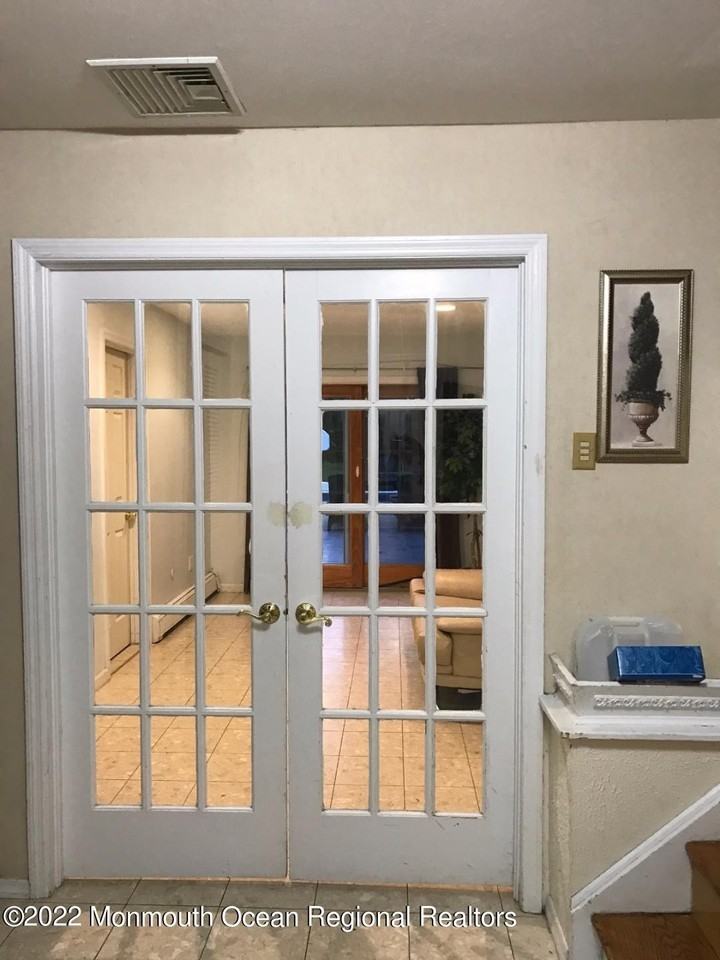 634 Westwood Ave - Photo 6 of 17