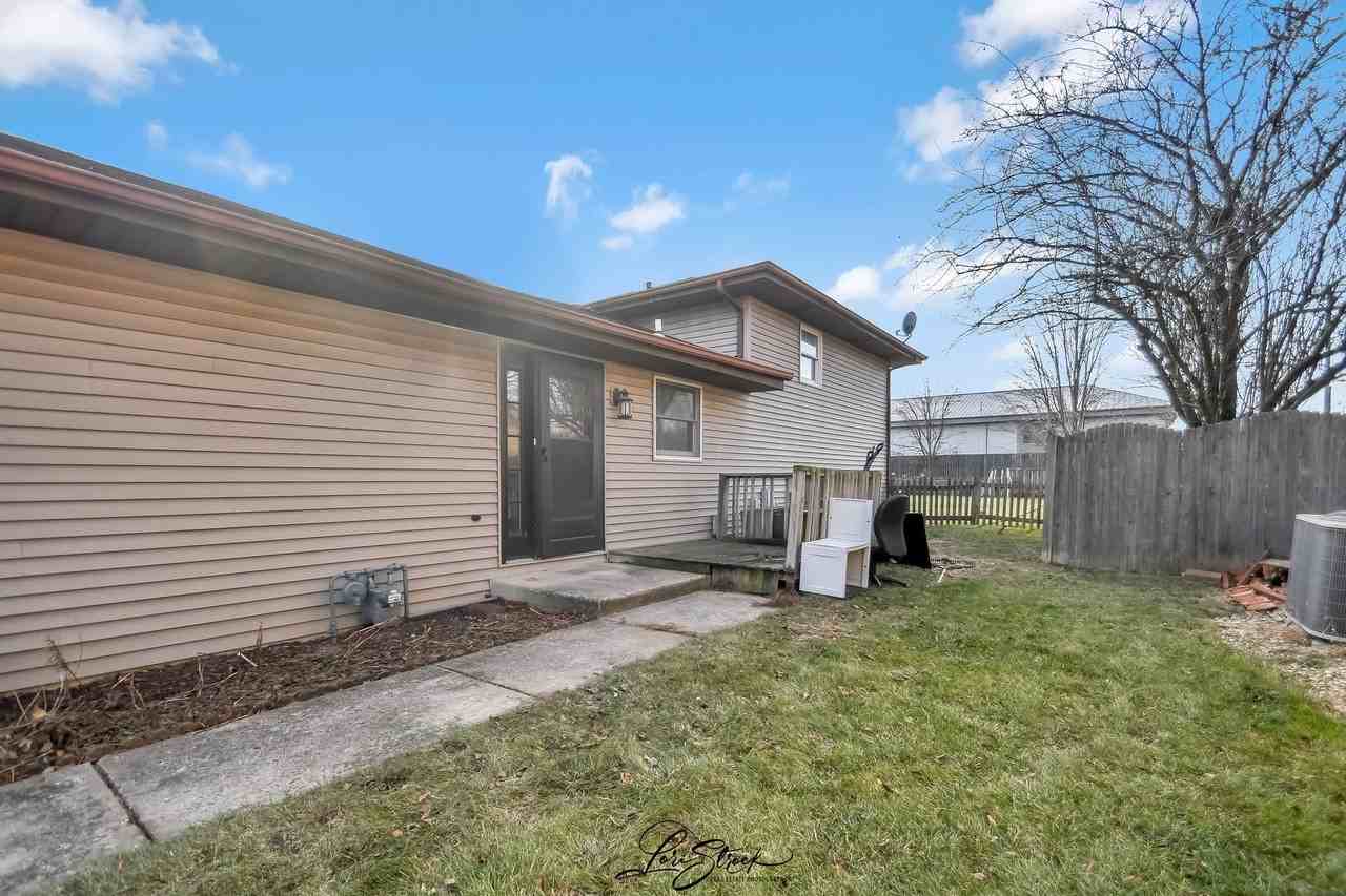 605 S Raven Rd - Photo 3 of 22