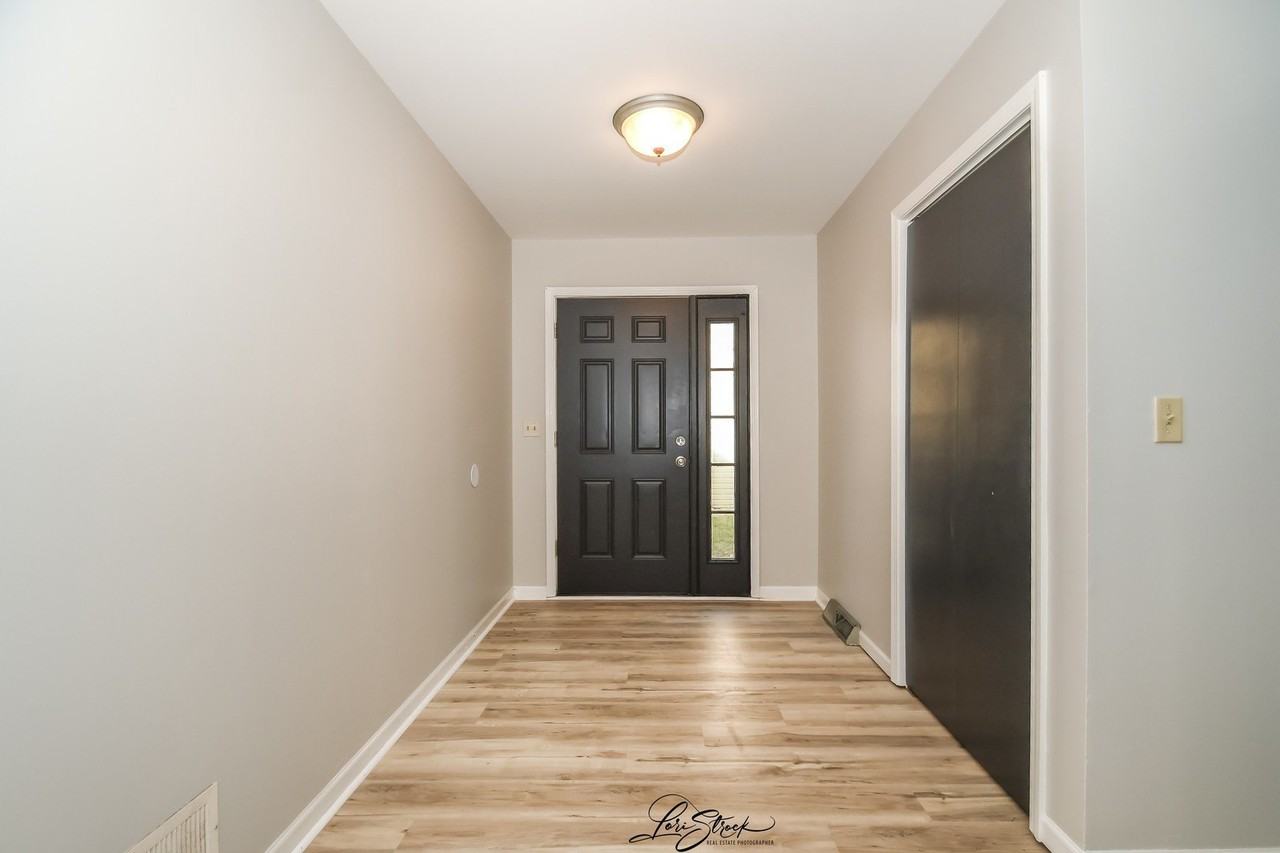 605 S Raven Rd - Photo 4 of 22