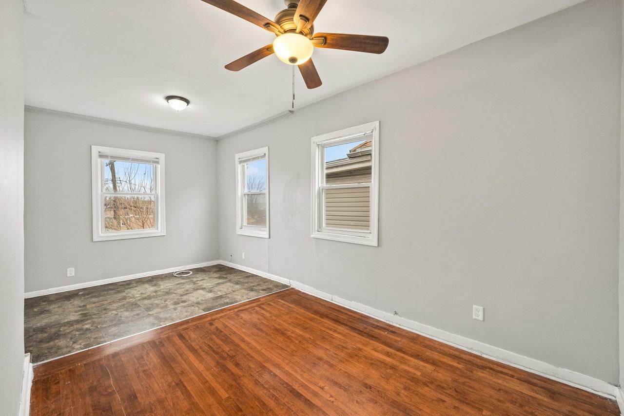 5257 W Lexington St - Photo 4 of 9