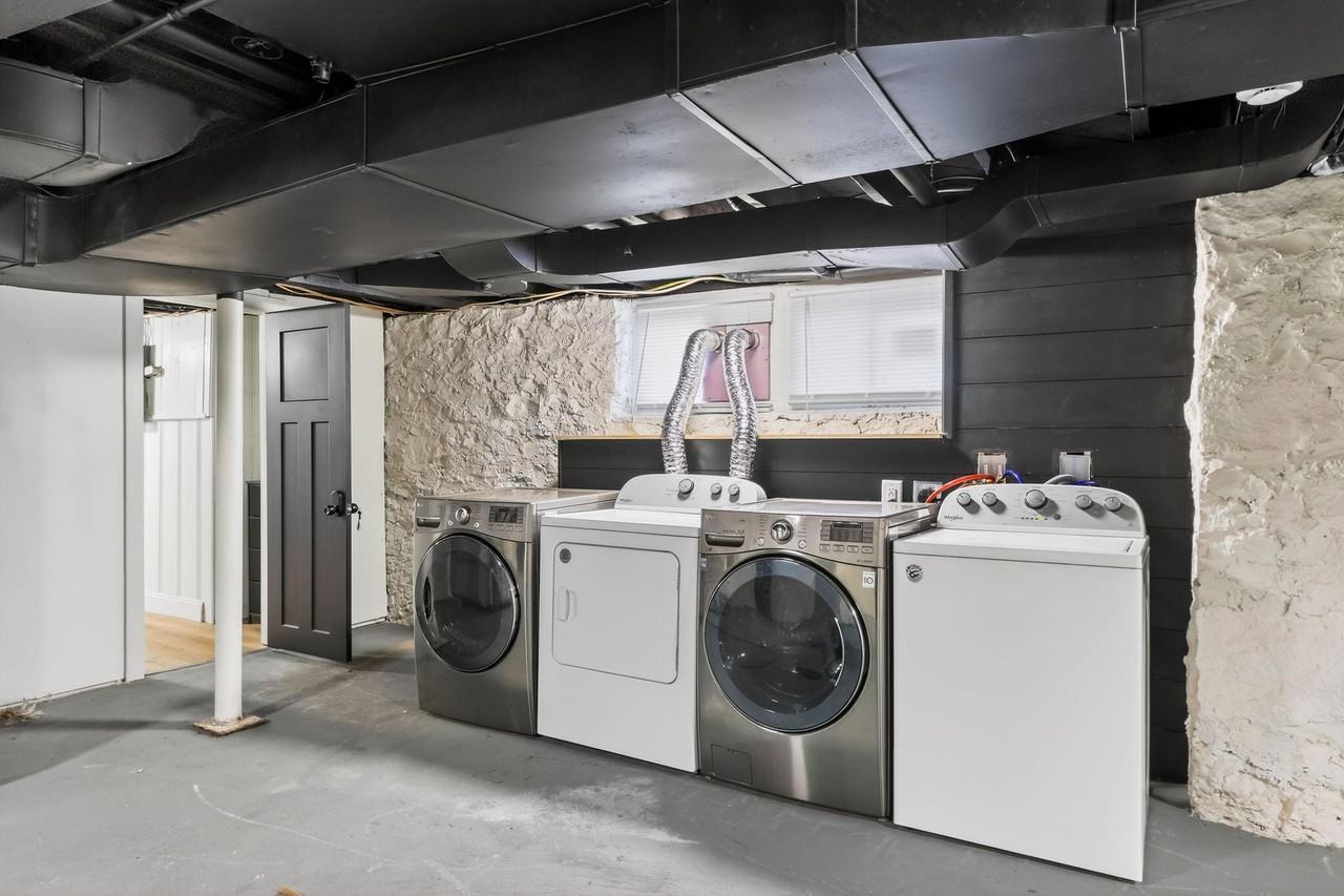 Oakland Ave - Photo 3 of 23