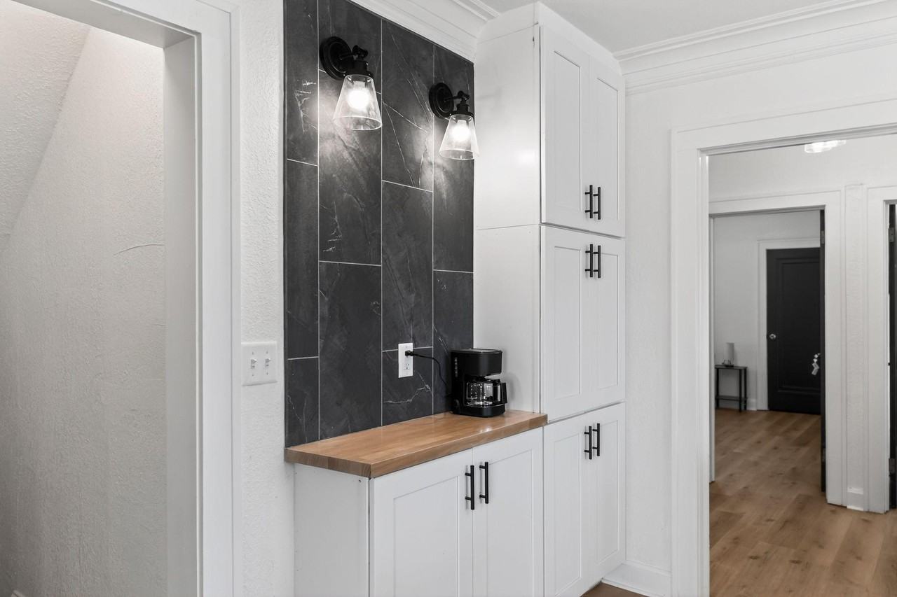 Oakland Ave - Photo 7 of 23