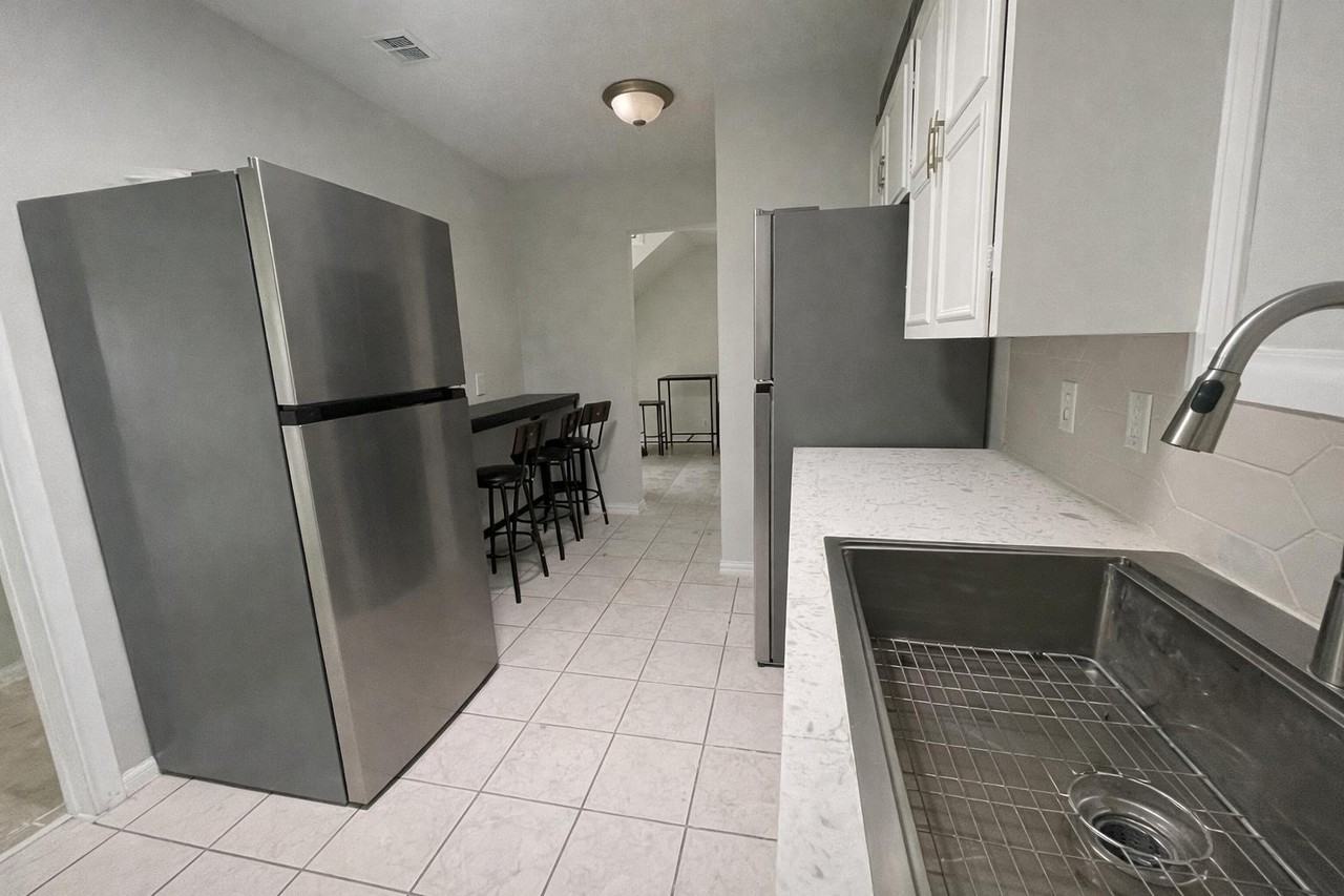 Seco Blvd - Photo 2 of 32