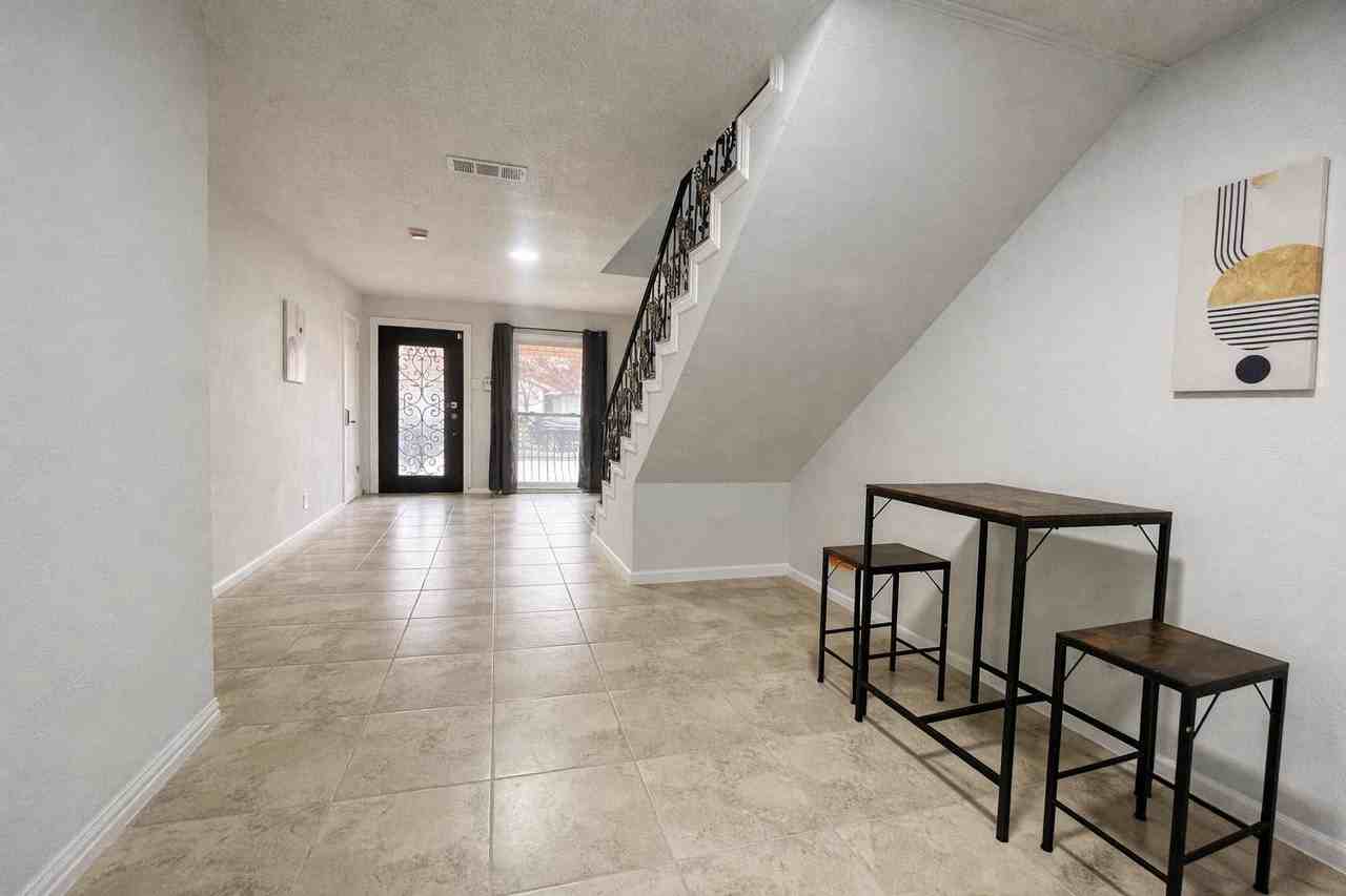 Seco Blvd - Photo 3 of 32