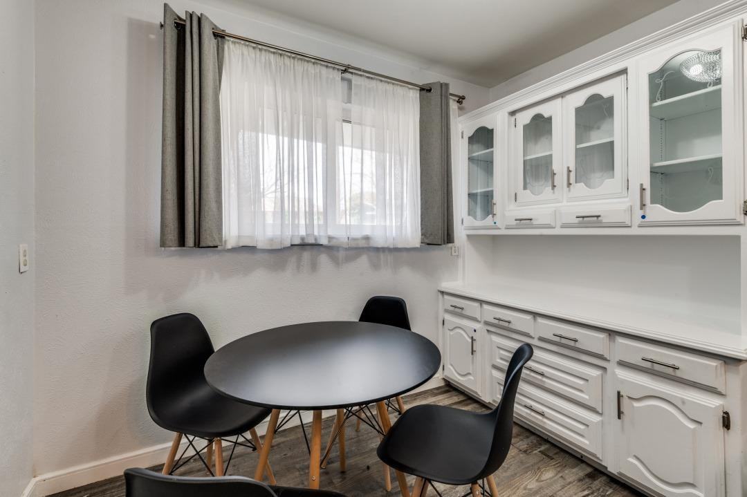 Channing Cir - Photo 3 of 17